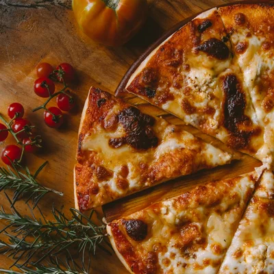 Pizza quatre fromages